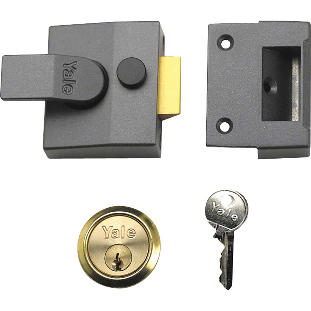 Yale Locks 85 Deadlocking Nightlatch DMG Finish Brass Cylinder 40mm Backset